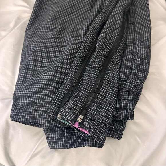 puma track pants - Picture 4 of 5